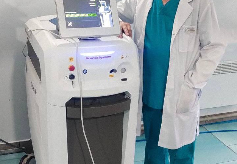 Гольмієвий лазер Quanta System 100 Вт: нове обладнання в лікарні Житомира
